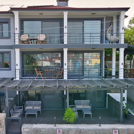 Select Cunda - Sea View With Private Veranda In Cunda Island Hébergement de vacances *