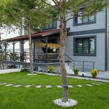 Select Cunda - Sea View With Private Veranda In Cunda Island *
