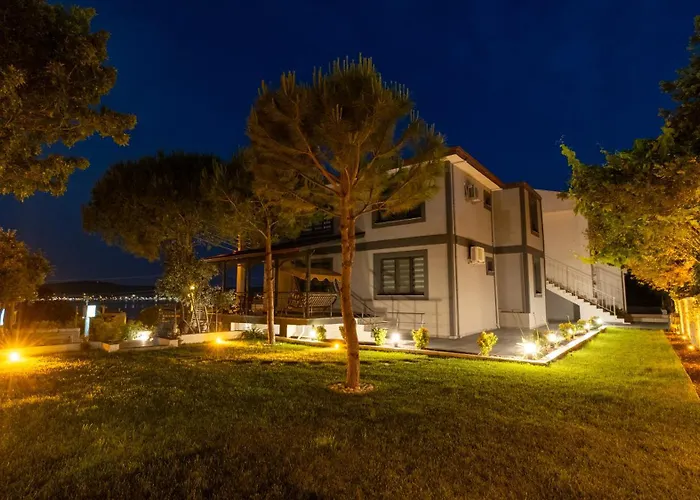 度假居 Select Cunda - Sea View With Private Veranda In Cunda Island *