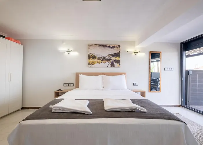 Select Cunda - Sea View With Private Veranda In Cunda Island 度假居 *